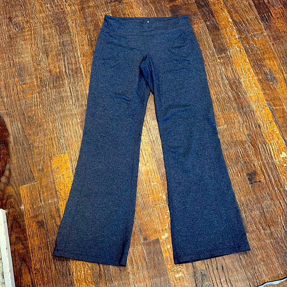 Athleta Kickbooty Wide Leg Flare Yoga Pants Elastic Waist Legging Size S EUC